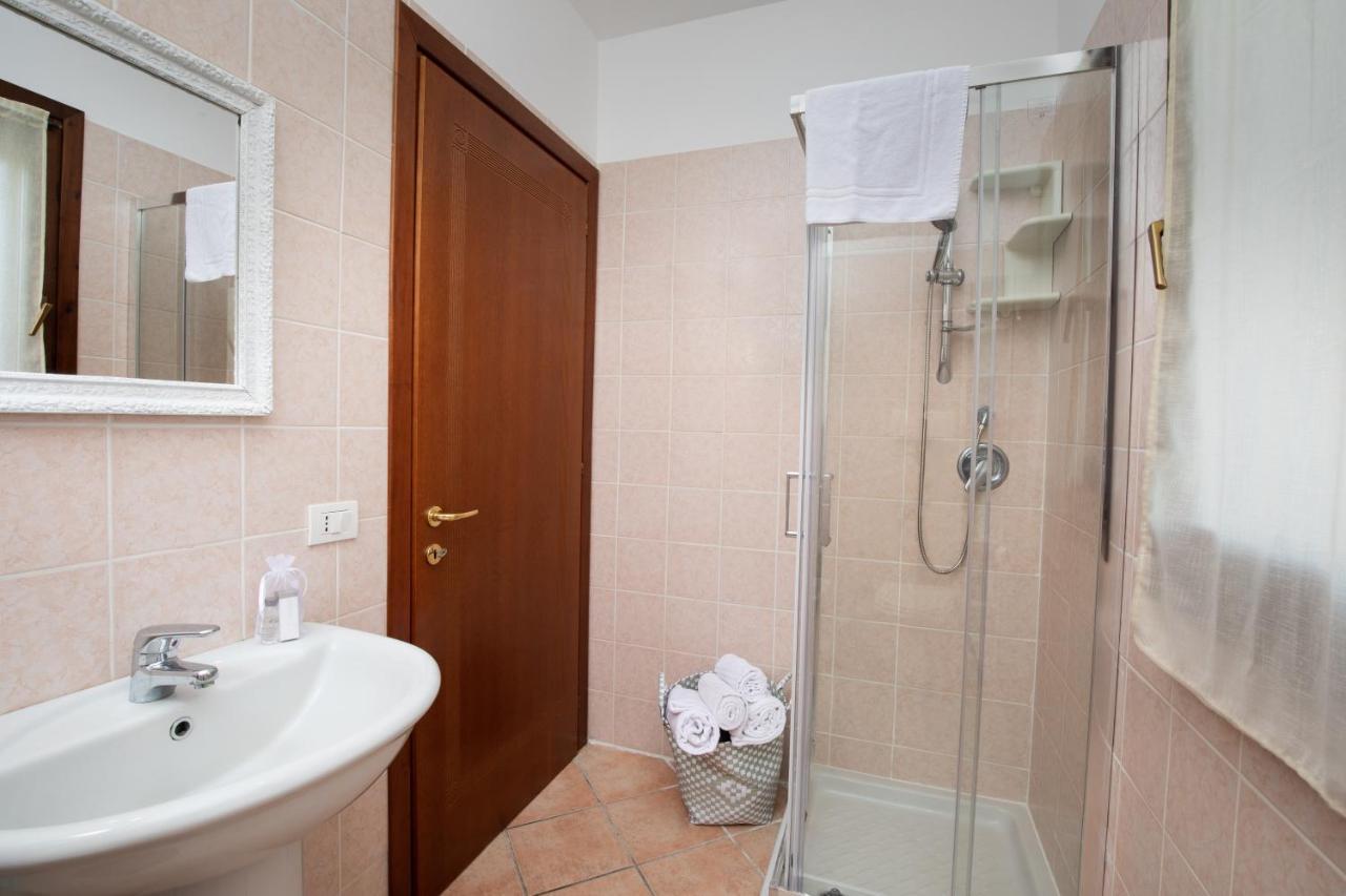 Homey Experience - Jardin Du Port Olbia Exterior foto